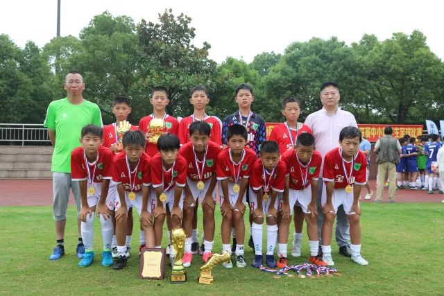 美记：有强烈的传言称 新赛季揭幕战为尼克斯主场对阵76人