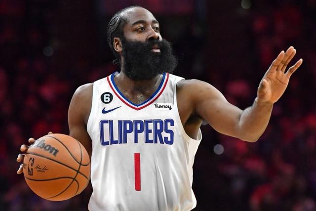 NBA历史最佳球员票选调查：詹姆斯与乔丹各有支持